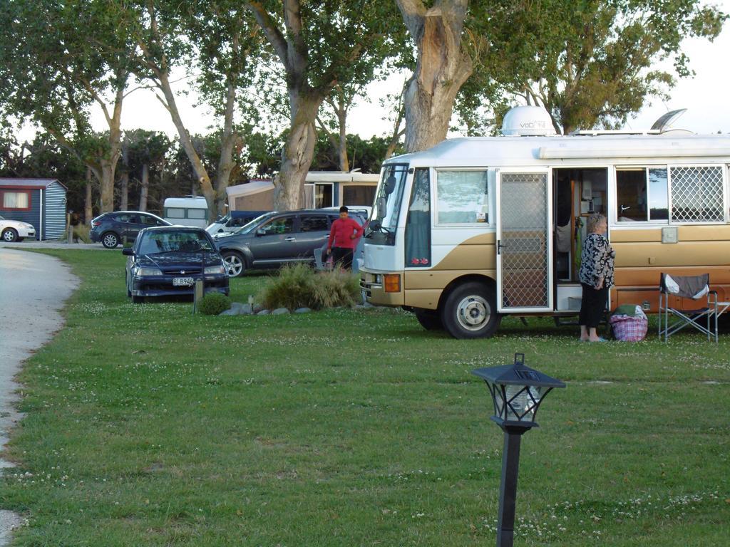 Glenavys Waitaki River Motor Camp Exteriér fotografie