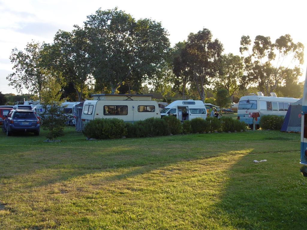 Glenavys Waitaki River Motor Camp Exteriér fotografie